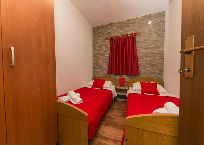 Vukman Appartement *